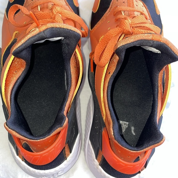 Nike Air Huarache Hot Curry Black White and Orange Sneakers Size 13 - Picture 8 of 11